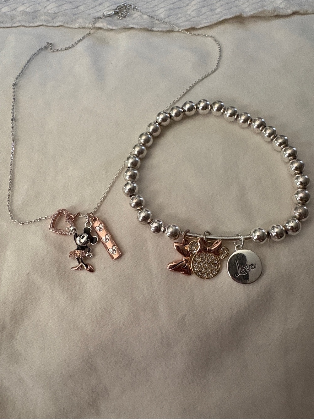 Silver tone Minnie mouse Dangle Charm Necklace& bracelet set